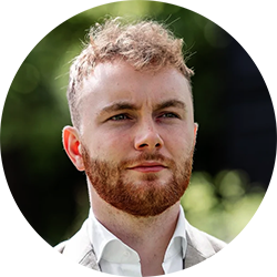 Jay Broadhurst takes the tenor part in Handel's Messiah on 21st December at Cheltenham Town Hall when he performs with Cheltenham Bach Choir